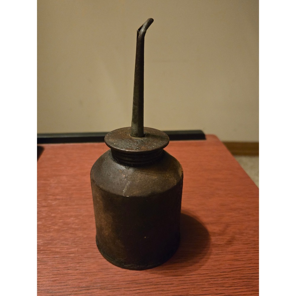 Vintage Metal Thumb Pump Oil Can Primitive Industrial Decor Rust Patina